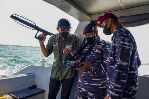 Ilustrasi: Tim Penertiban Nasional  Tertibkan Penggunaan Radio Maritim
