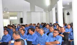 Peserta rapat Evaluasi Kinerja Tahun 2013 Dan Rencana Kerja Tahun 2014 yang dihadiri oleh unit kerja di kantor pusat dan seluruh UPT di Ditjen SDPPI