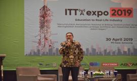Dirjen SDPPI Ismail memberikan arahan sekaligus menutup secara resmi acara kegiatan Indonesia Telecommunication Type Approval (ITTA) Expo 2019 di Semarang (30/4).