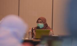 Sularsih dari YLKI menjadi salah satu narasumber pada kegiatan Survei Pelayanan Publik Ditjen SDPPI Tahun 2020, Selasa (17/11).