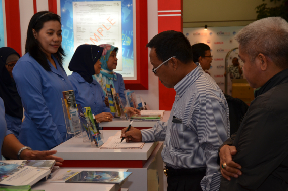 Ilustrasi: PAMERAN RAKORNAS TINGKAT NASIONAL BIDANG KOMUNIKASI DAN INFORMATIKA TAHUN 2013 â€œMENUJU ERA BROADBAND EKONOMIâ€