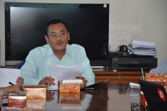 Ilustrasi: RAPAT EDITING ARTIKEL BULETIN INFO SDPPI EDISI 9