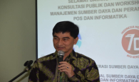 Achmad Dimyati Natakusumah, membuka Konsultasi Publik dan Workshop
