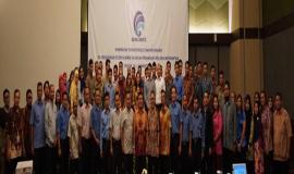 Foto bersama seluruh peserta dengan Sesditjen SDPPI