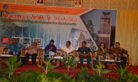 Para Pembicara pada  Konsultasi Publik dan Workshop Manajemen Sumber Daya Dan Perangkat Pos Dan Informatika  (23/3). Selain nara sumber dari Ditjen juga melibatkan  Bank Mandiri dan BNI.