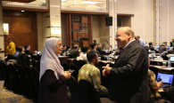 Tampak  dua delegasi sedang berdiskusi menjelang dimulainya sidang The 2nd Meeting of the APT Conference Preparatory Group for World Radiocommunication Conference 2019 (APG19-2). (17/7)