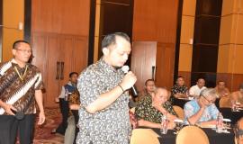 Peserta Workshop Tingkatkan Wawasan Pengelola BMN, SDPPI Adakan Workshop Aset Tak Berwujud sedang melakukan Pertanyaan pada Narasumber terkait dengan Tupoksinya