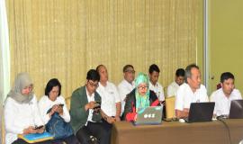 Peserta undangan Media Briefing sedang mendengarkan arahan dari Dirjen SDPPI 13/8 2018