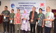 Kelompok II (dua) Peserta Pelatihan Uji Kompetensi Survival Management Ahli Analisis Organisasi dan SDM yang mendapat predikat terkompak 31/8 2018