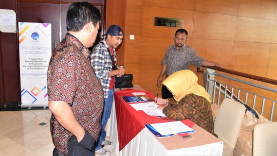 Ilustrasi: Sebagian Masyarakat Belum Paham Pentingnya Penggunaan Frekuensi Yang Benar