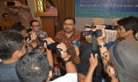 Ismail mengungkapkan di tengah era digital saat ini, hampir semua orang membutuhkan frekuensi untuk menunjang seluruh aktivitasnya. Frekuensi dibutuhkan untuk berkomunikasi, menyebarkan informasi, mengirim data, foto, menggunakan media sosial, dan lain sebagainya.