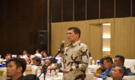 Salah satu peserta sesi dialog yang bertanya kepada narasumber pada kegiatan Indonesia Telecommunication Type Approval (ITTA) Expo 2019 di Semarang (30/4).