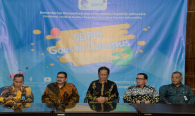 Dirjen SDPPI (Ismail) nomer 2 (dua) samping (kanan) wakil Rektor III bidang kemahasiswaan dan alummi Unila Prof Karomani SDPPI Goes to Campus 16/5  2019