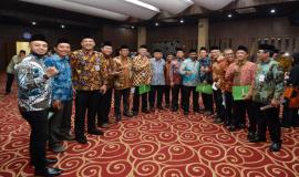 Sebagian peserta pelantikan pejabat dari satuan kerja Ditjen SDPPI pada acara pelantikan pejabat di lingkungan Kemkominfo di Jakarta (19/6).