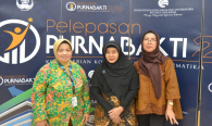 Tiga (III) purnakbakti dari DITJEN SDPPI , Dra. Rachmawati (Direktorat Standardisasi Perangkat Pos dan Informatika), Dra. Murniyanti AR (Balmon Spektrum Frekuensi Radio Kelas I Tangerang), dan Ir. Yuniani, MM (Balmon Spektrum Frekuensi Radio Kelas I Tangerang). (28/6)