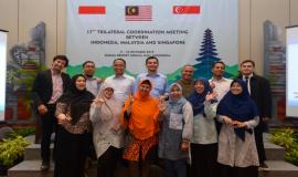 Foto bersama delegasi asal Indonesia pada kegiatan 17th Trilateral Meeting Coordinaton Between Indonesia, Singapore and Malaysia di Bali, kamis (10/10).