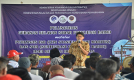 Kepala Subdirektorat Sertifikasi Operator Radio Dodik Sudiyono menyampaikan paparan kepada peserta yang hadir pada acara (MoTS) Maritim on the Spot di Makassar (1/11).