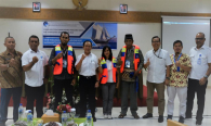 Foto Bersama Undangan Acara Balmon Kupang Dukung Keselamatan Pelayaran Wisata di Labuan Bajo 13/11/2019