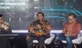 Dirjen SDPPI saat menjadi pembicara pada sesi seminar pada kegiatan Quantum Information Seminar & Workshop 2020 di Jakarta (20/02).