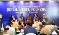 Narasumber pada sesi I di hari pertama saat kegiatan Workshop dan Sosialisasi Radio Digital.