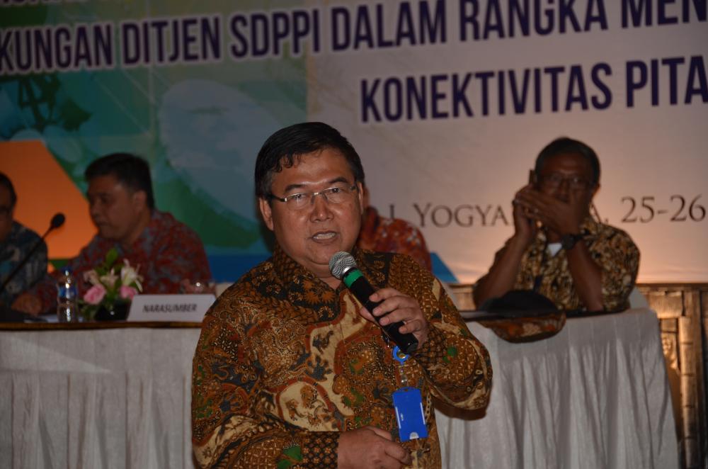 Setditjen SDPPI, Sadjan menjadi nara sumber pada Lokakarya Ditjen SDPPI 2016, di Yogyakarta (25/5)