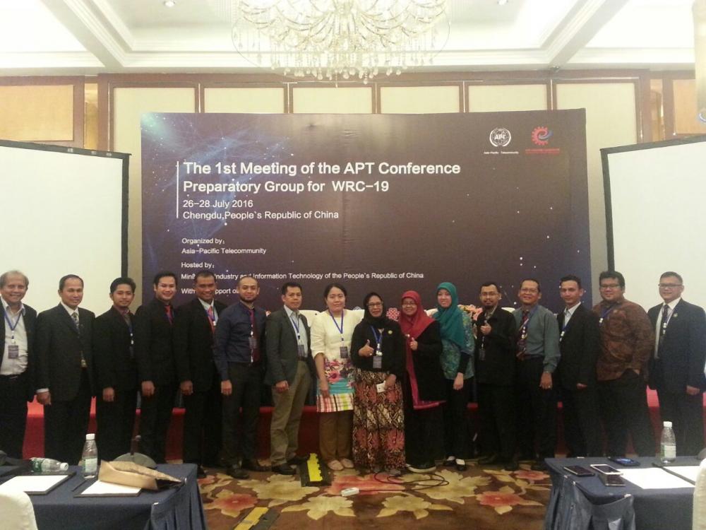  Delegasi Indonesia saat mengikuti sidang perdana Asia-Pasific Telecommunity (APT) Conference Preparatory Group for WRC-19 (APG19-1) di Chengdu, Tiongkok 26-28 Juli 2016.