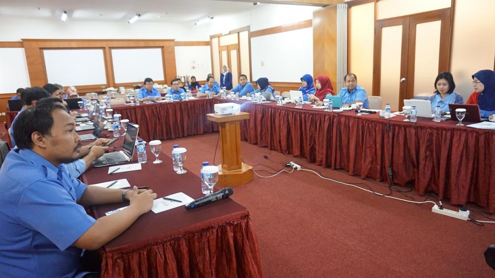 Rapat Persiapan Penilaian Mandiri Reformasi Birokrasi (PMPRB) di llingkungan Kemkominfo yang salah satunya membahas mengenai Reward and Punishmen (12/4), kegiatan tersebut diselenggarakan di Bogor.