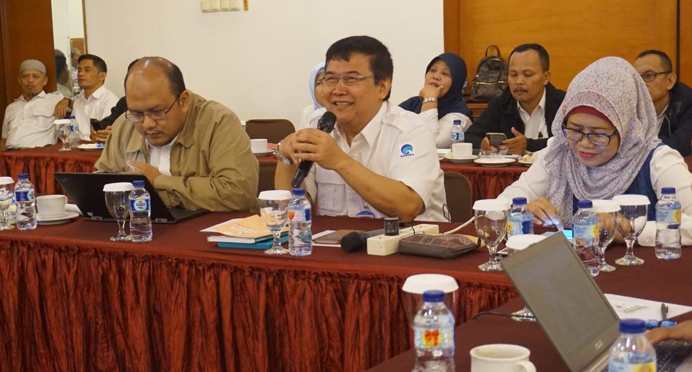 Sesditjen SDPPI memimpin rapat finalisasi penyusunan Buku Data Statistik