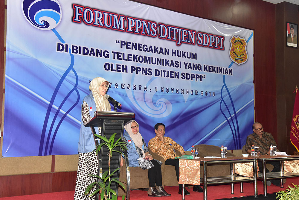 Direktur Pengendalian SDPPI Nurhaedah memberikan sambutan ketika membuka Forum PPNS 2018 Ditjen SDPPI di Yogyakarta, Kamis (1/11/2018).
