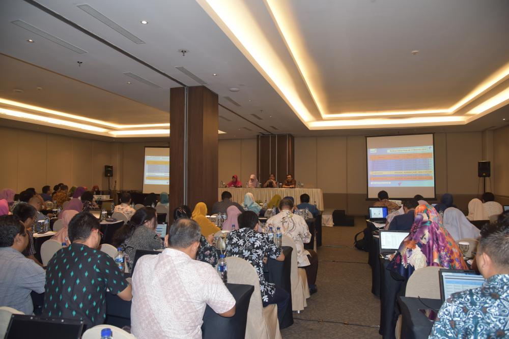 Rapat Monitoring dan Evaluasi Isian Capaian Realisasi Anggaran dan Fisik secara Online  pada Aplikasi Smart DJA dan E-monev Bappenas, serta Pemantauan Capaian Perjanjian Kinerja UPT di Lingkungan Ditjen SDPPI, Kamis (11/42019)