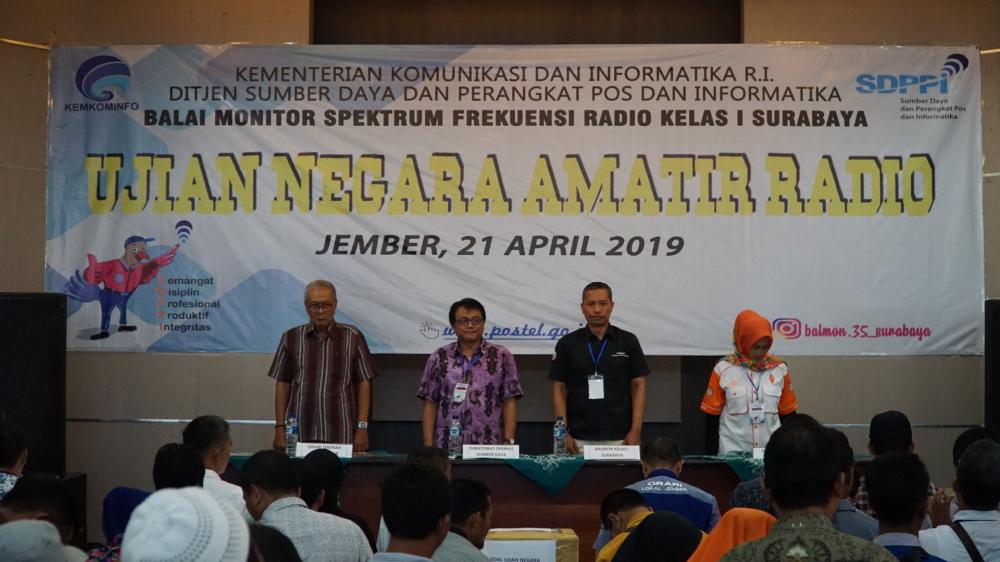 Ilustrasi: Sebanyak 463 peserta dari berbagai kota/kabupaten di Jawa Timur mengikuti  UNAR yang diselenggarakan Balai Monitor Kelas I Surabaya di Jember Kota Carnaval, Minggu (21/4/2019)