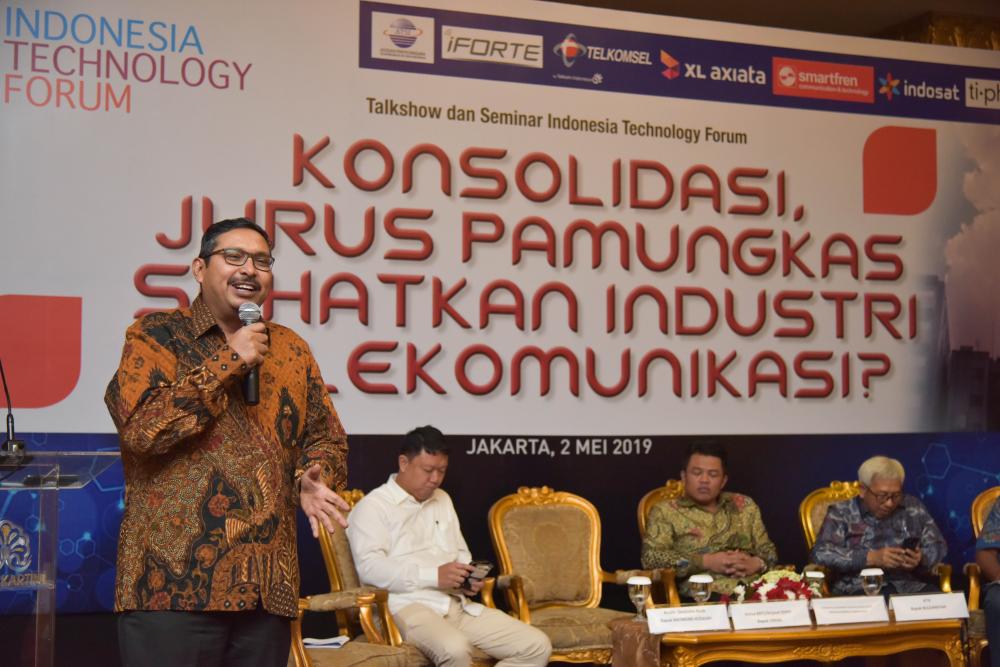 Dirjen SDPPI selaku Ketua BRTI menjadi salah satu narasumber dalam kegiatan Talkshow dan Seminar Indonesia Technology Forum bertempat di Balai Kartini, Jakarta (2/5/2019).