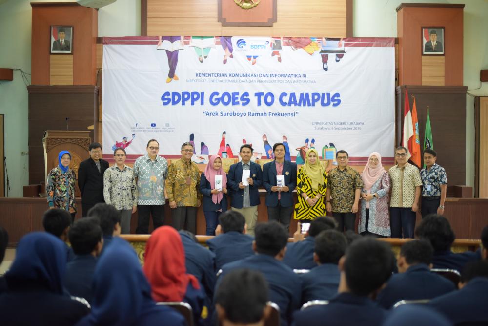 Ilustrasi: Ditjen SDPPI bekerjasama dengan Universitas Negeri Surabaya menyelenggarakan  kegiatan Goes to Campus dengan tema Arek Suroboyo Ramah Frekuensi, Kamis  (5/9)