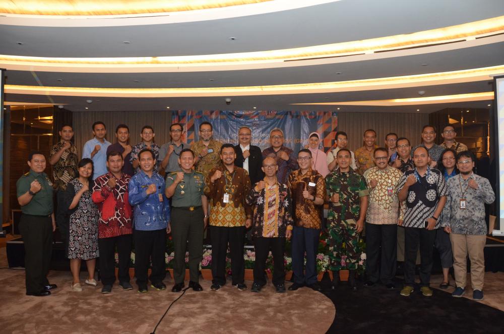 Para narasumber dan peserta  berpose bersama dalam kegiatan FGD GRN di Jakarta, Jumát (18/10/2019).