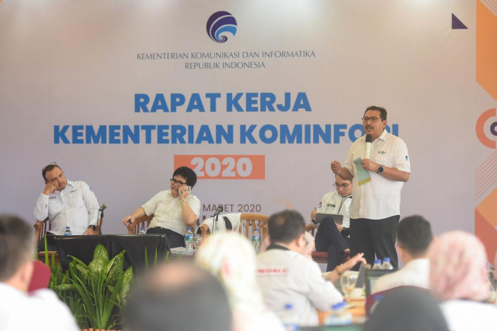 Dirjen SDPPI Ismail memaparkan rencana kerja Ditjen SDPPI