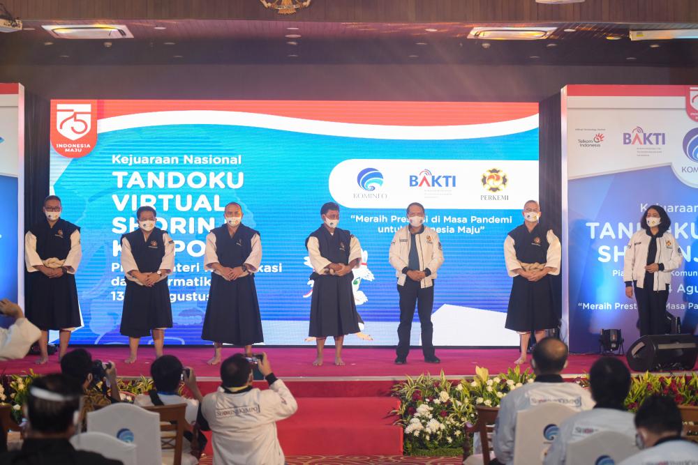 Menteri Kominfo membuka kegiatan Kejurnas Kempo yang diselenggarakan oleh Dojo Shorinji Kempo Kementerian Kominfo itu yang bertema “Meraih Prestasi di Masa Pandemi untuk Indonesia Maju”. Cabang olahraga yang pertama di Indonesia secara virtual  berlangsung selama dua hari dari tanggal 13 s.d. 14 Agustus 2020. 