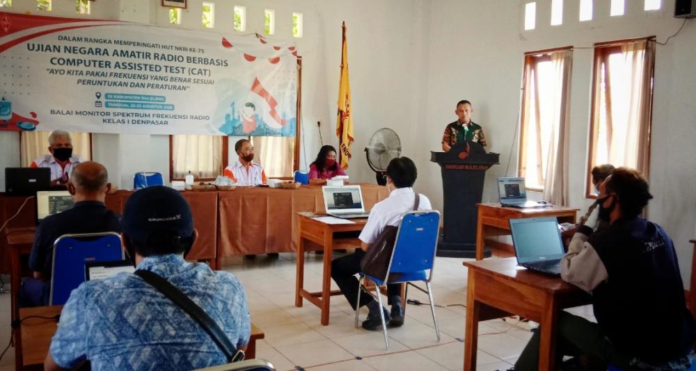 Balai Monitor Spektrum Frekuensi Radio (SFR) Kelas I Denpasar menyelenggarakan Ujian Negara Amatir Radio (UNAR) berbasis Computer Assisted Test (CAT) dilaksanakan Sabtu (22/8/2020) dan Minggu (23/8/2020) di Singaraja Kabupaten Buleleng.