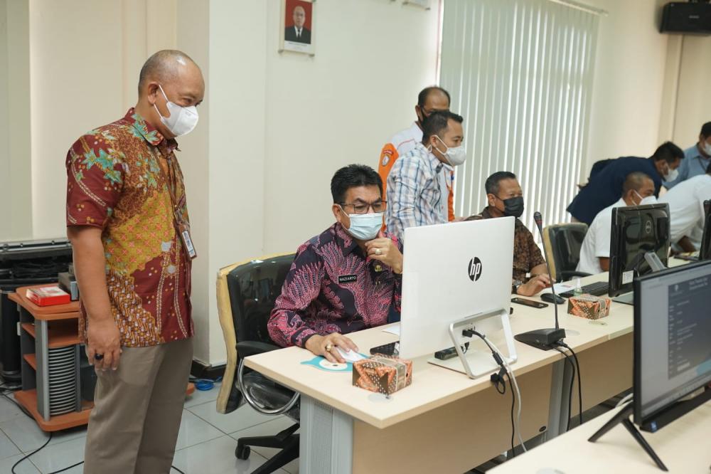 Sekretaris Daerah Provinsi Kepulauan Bangka Belitung, Naziarto, menjadi salah satu peserta UNAR yang dilaksanakan Kamis (12/08/2021). 