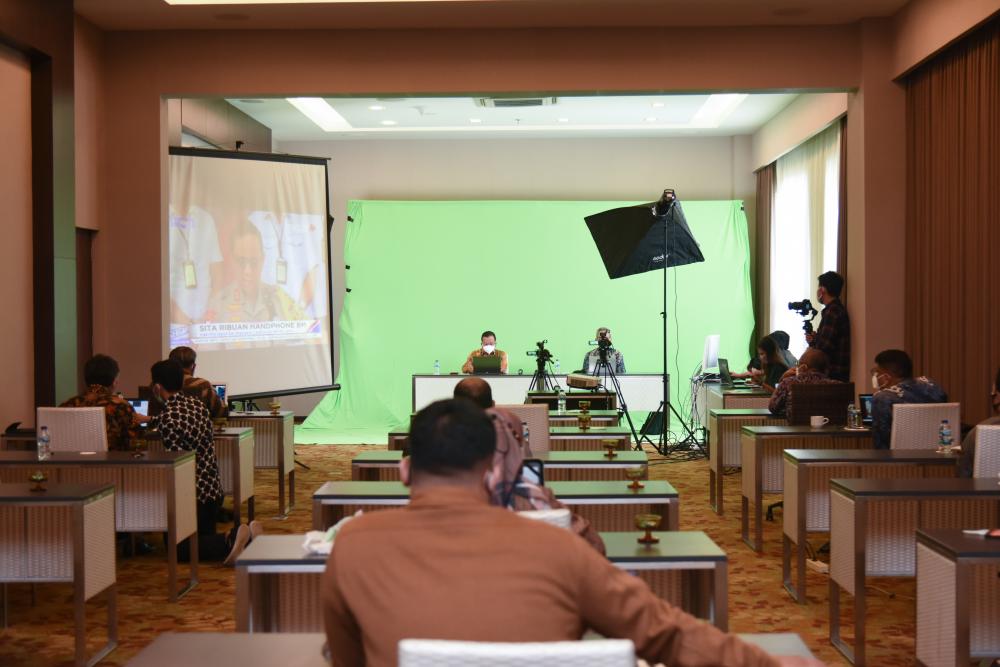 Kegiatan Sosialisasi Regulasi terkait pemenuhan standar teknis alat dan/atau Perangkat Telekomunikasi diselenggarakan secara hybrid selama dua hari, 16 – 17 September 2021 di Yogyakarta.