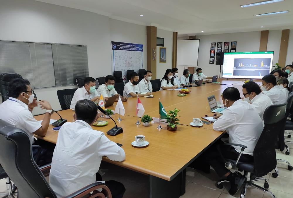 Balai Monitor Spektrum Frekuensi Radio Kelas II Manado melakukan konsolidasi data Izin Stasiun Radio (ISR) milik PT PLN Wilayah Sulawesi Utara-Sulawesi Tengah-Gorontalo, Senin (31/1/2022).