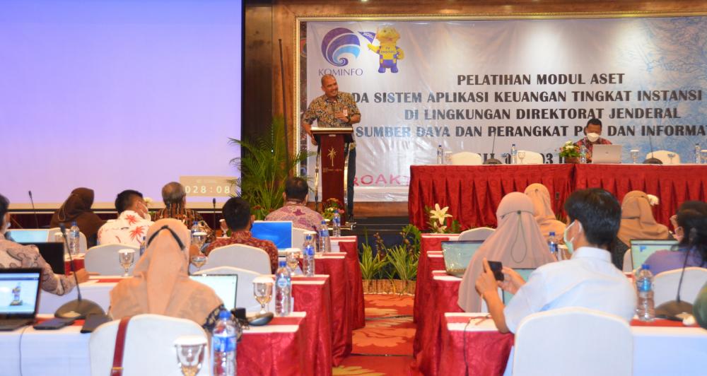 Ketua Tim Kerja Umum dan Rumah Tangga Dimas Yanuarsyah membuka kegiatan Sosialisasi Sistem Aplikasi Keuangan Tingkat Instansi (SAKTI), Jumat (3/6/2022).