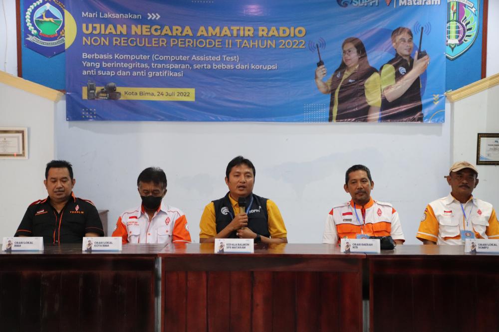 Kepala Balmon Mataram Kasno mengapresiasi animo yang cukup tinggi dari pegiat amatir radio yang tergabung dalam Organisasi Radio Amatir Republik Indonesia (ORARI) Daerah Nusa Tenggara Barat (Orda NTB), ORARI Lokal Kota Bima, dan ORARI Lokal Dompu.