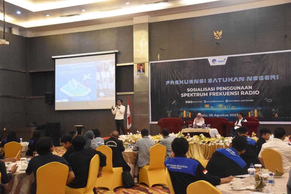 Sosialisasi Penggunaan Spektrum Frekuensi Radio bagi para civitas akademika khususnya Mahasiswa di Kota Palu (Senin, 28/08/2023)