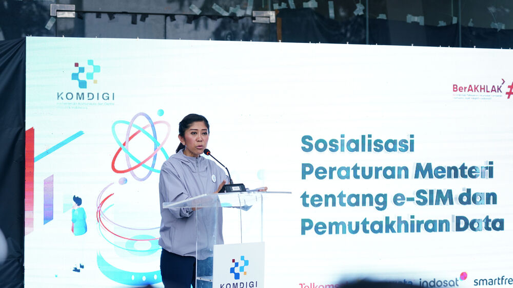 Menkomdigi : E-SIM Demi Ruang Digital Yang Lebih Aman