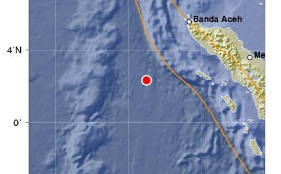 Ilustrasi: Sumber Ilustrasi : www.adesurya.com/wp-content/uploads/2012/04/564832_10150771741597491_121994582490