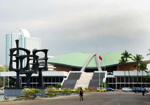 Ilustrasi: Sumber ilustrasi: 2.bp.blogspot.com/-_7bMBPJ19-w/TxW0idc_wnI/AAAAAAAAAM0/C1oqOeAUP94/s1600/gedung-dp