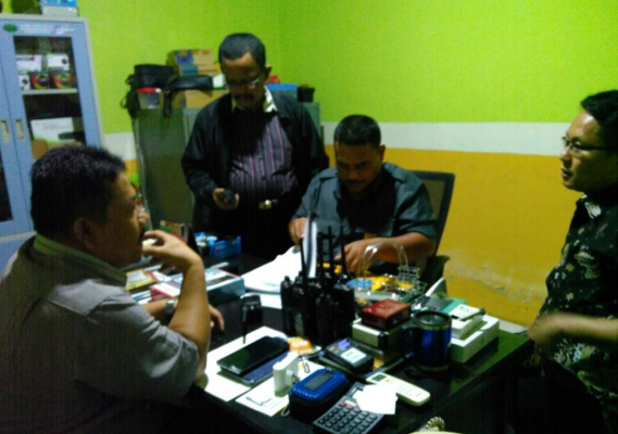 Ilustrasi: OPERASI PENERTIBAN  TERHADAP ALAT DAN PERANGKAT TELEKOMUNIKASI  TIDAK BERSERTIFIKAT DI PALEMBANG