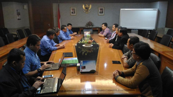 Ilustrasi: PENANDATANGANAN KONTRAK PEKERJAAN PEMBANGUNAN SMFR 
STASIUN MONITOR TETAP TRANSPORTABLE