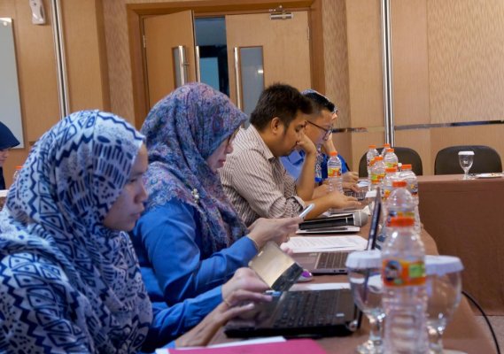 Ilustrasi: Ditjen SDPPI membentuk Satuan Tugas (Satgas) Sistem Pengendali Intern Pemeritah pada Senin (17/10), Pembentukan SPIP tersebut didasarkan atas Peraturan Pemerintah Nomor 60 Tahun 2008 tentang Sistem Pengendali Intern Pemerintah dimana semua instansi pemerintah baik baik pusat maupun daerah diwajibkan untuk melakukan pengendalian terhadap penyelenggaraan kegiatan pemerintahan.