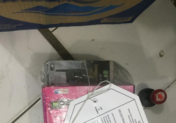 Ilustrasi: Alat/perangkat telekomunikasi yang berhasil diamankan PPNS